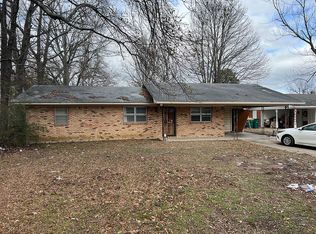 1908 Edmar Dr, Pine Bluff, AR 71603