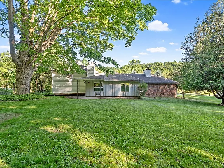 6555 Woodchuck Hill Rd — Photo 34