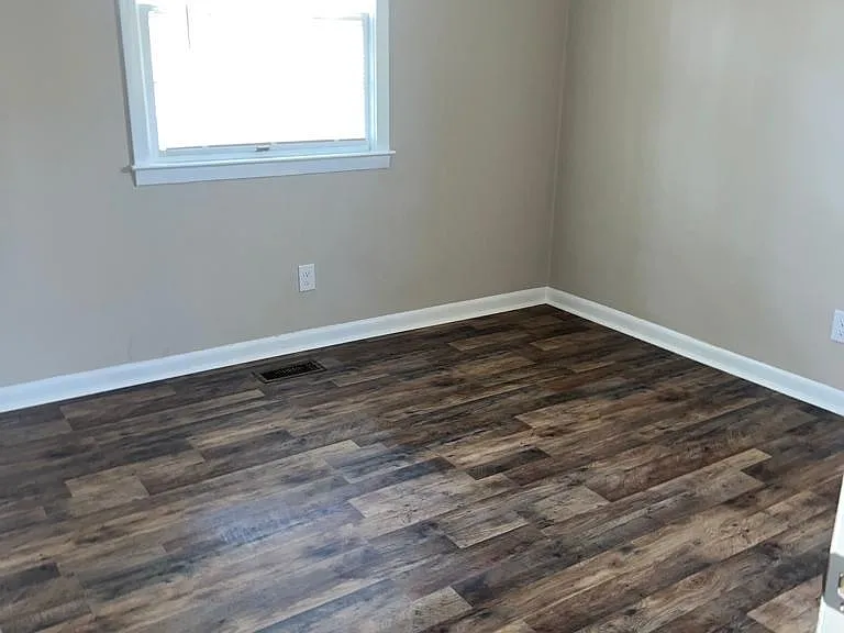 288 Lemont Dr — Photo 19