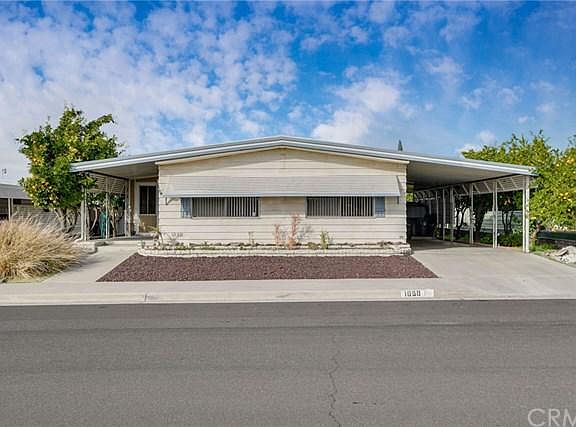 3rd image of 1050 Santa Maria Dr