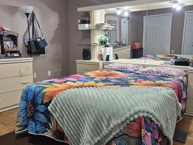 499 Liberty Ave #PRIVATE ROOM — Photo 9