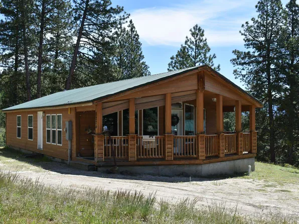 1224 Woodside Rd, Cascade, ID 83611