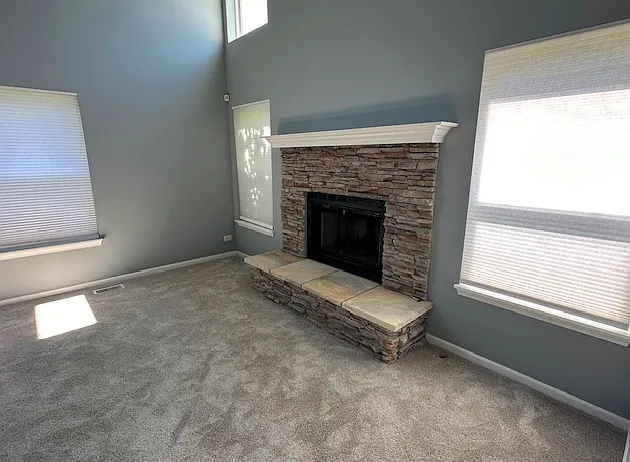 945 Forest View Way — Photo 4