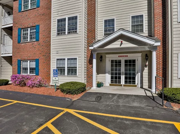 122 Eagle Dr #122, Tewksbury, MA 01876
