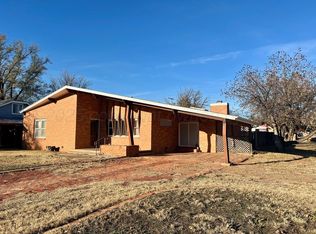 1100 Avenue I NW, Childress, TX 79201