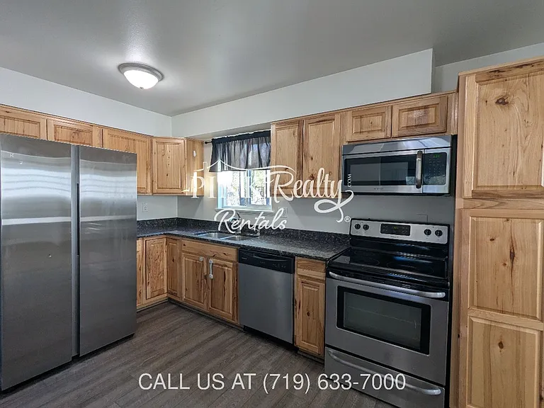 4026 Shelley Ave — Photo 14
