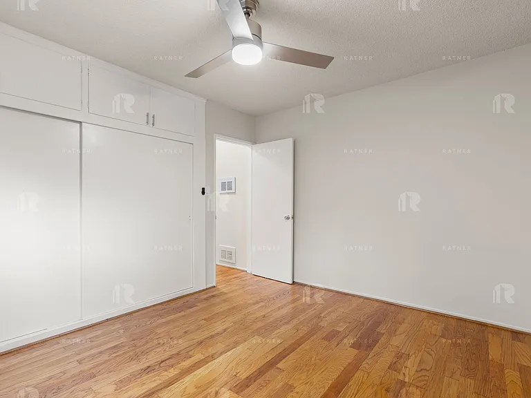 (Ar/Jo/Yo:B) 1411 N. Mansfield Avenue — Photo 11
