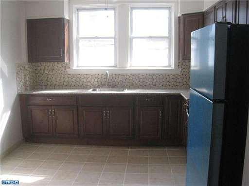 4th image of 6627 N Bouvier St