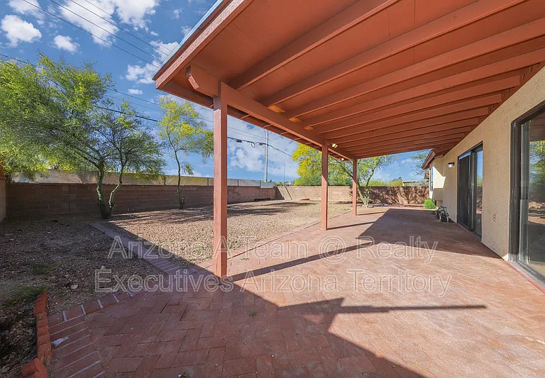 10140 E Karen Pl — Photo 10
