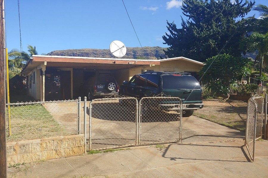2nd image of 85-581 Momona Pl