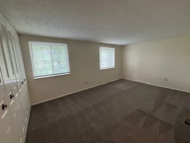 1400 Springleaf Cir SE — Photo 26