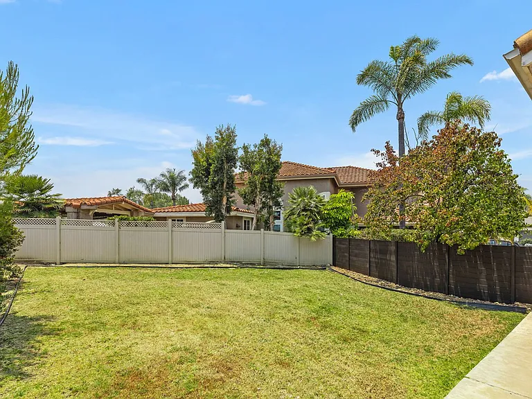 7996 Cicada Ct — Photo 19
