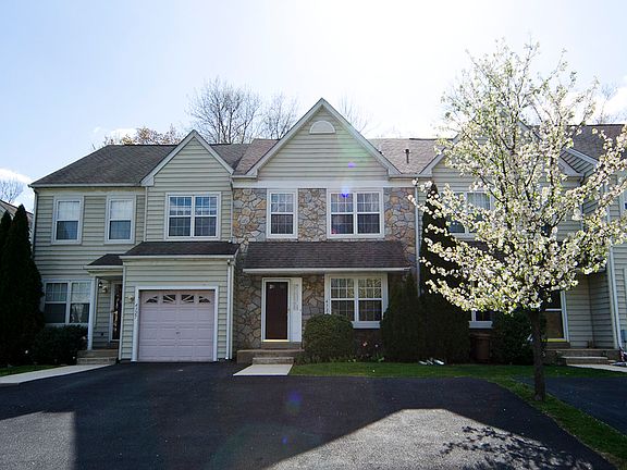 3rd image of 4329 Somerset Ln