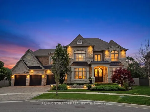 146 Degrey Dr, Brampton, ON L6P 3X7