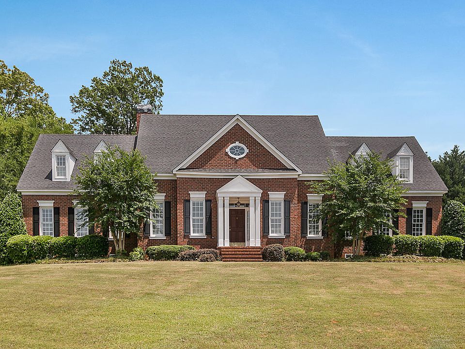 1st image of 110 Knob Hill Dr