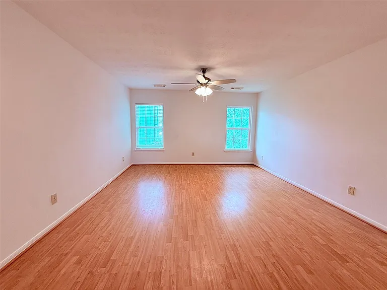 13407 Carruth Ln — Photo 13