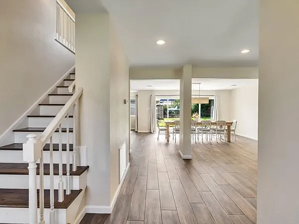 2103 Longhorn Dr — Photo 3