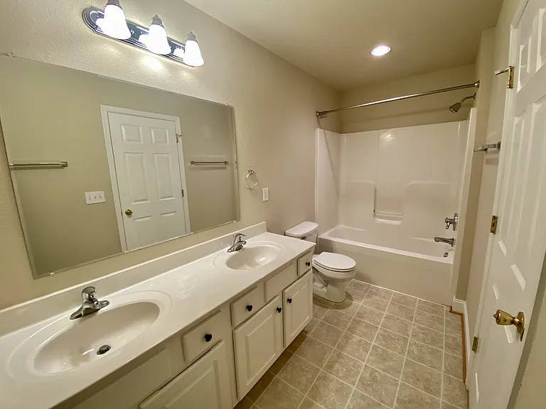 3600 Old Forest Rd #1-101 — Photo 16