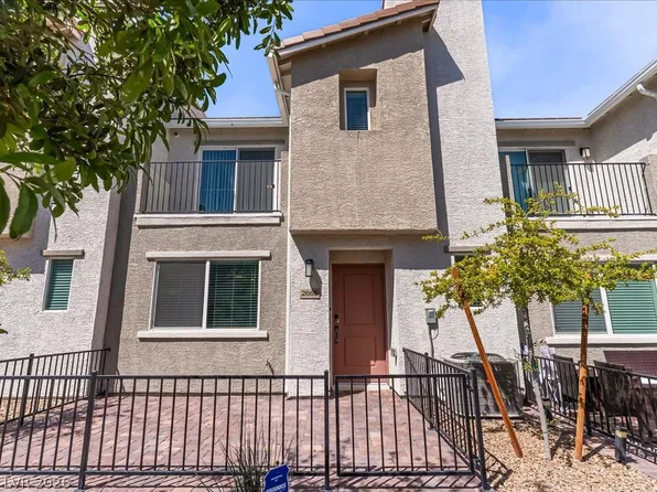 2665 Scorch Red Ct, North Las Vegas, NV 89086