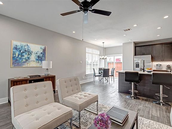 3rd image of 16527 Oasis Glade Dr