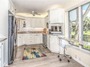 102 Wilderness Dr APT 2115, Naples, FL 34105