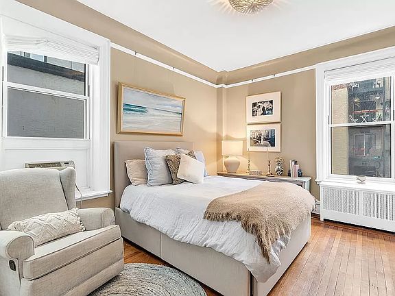5th image of 105 W 72nd St APT 2C