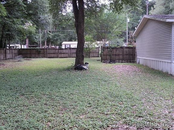5th image of 6611 NW 61st Ct