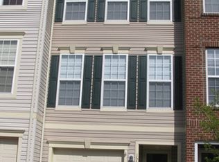 15632 John Diskin Cir #178, Woodbridge, VA 22191