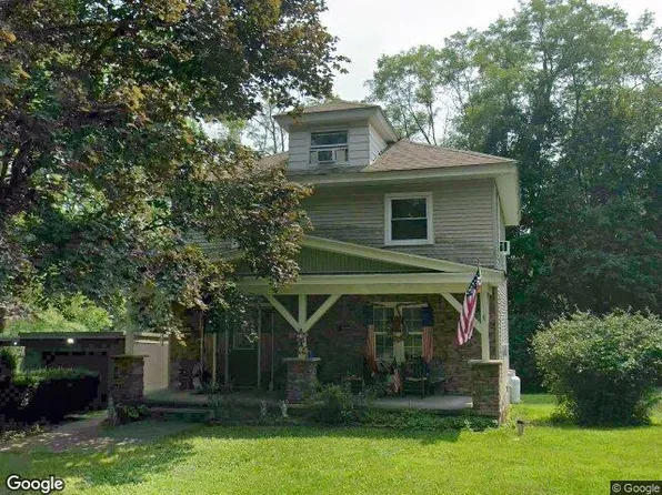 12 Hillside Dr, Barnesville, PA 18214