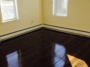 62 Montgomery St APT 3, Chicopee, MA 01020