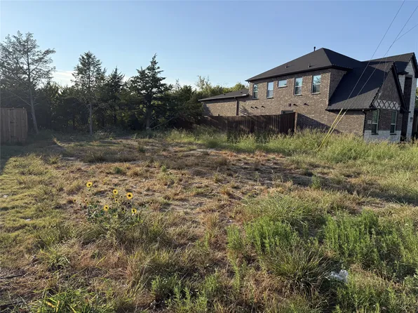 5910 Colorado St, Greenville, TX 75402