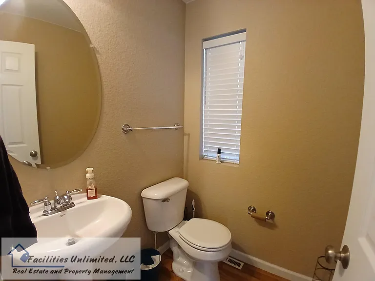 1815 Falcon Ridge Dr — Photo 5