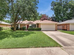 8637 Chalmette Dr, Shreveport, LA 71115