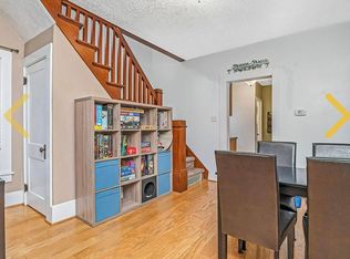 607 E 8th St, Muscatine, IA 52761