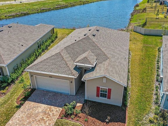 2nd image of 210 White Rabbit Run St