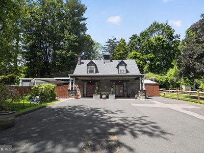 129 E Gorgas Ln, Philadelphia, PA, 19119