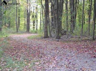 Clark Rd, Chardon, OH 44024