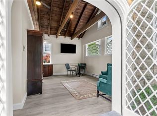 98 Kay St, Newport, RI 02840