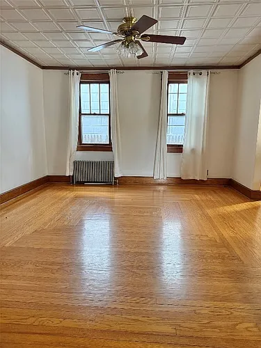 198 Chapin St Photo 1
