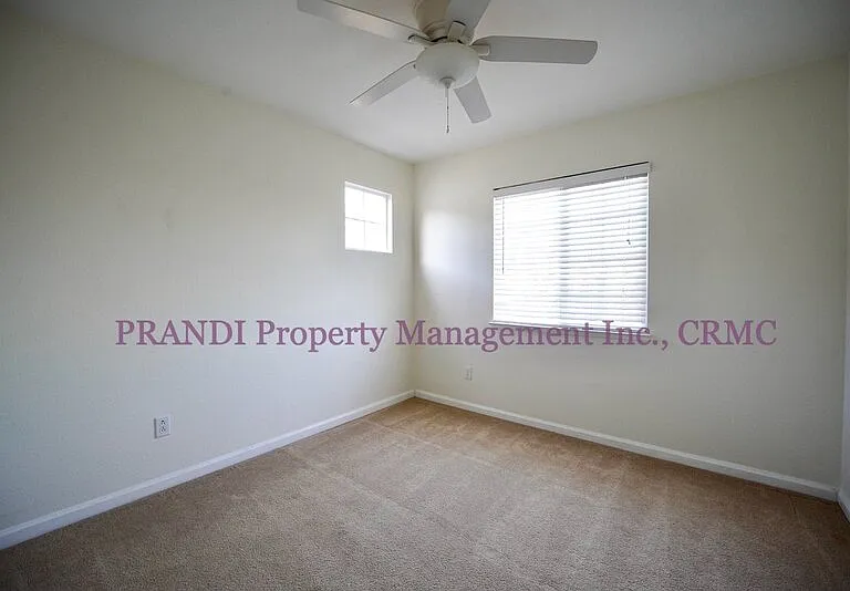 14 Pizarro Ave — Photo 15