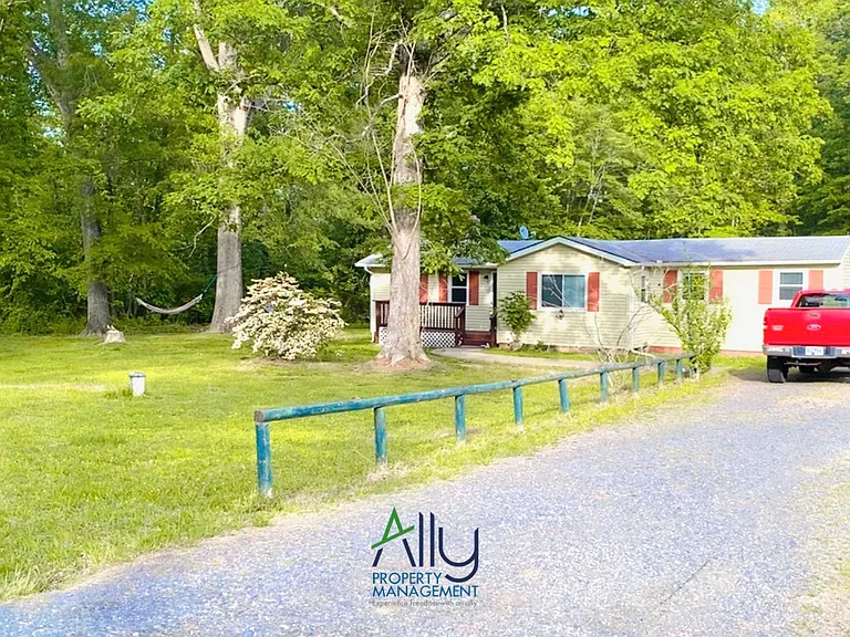 780 Roundabout Rd — Photo 18