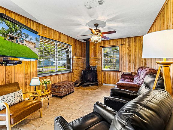 4th image of 620 Sequoia Dr