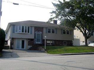 178 Orient St, Worcester, MA 01604