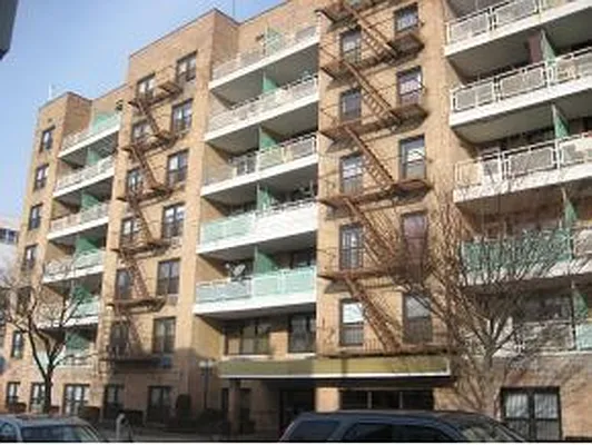 Sold by Advisors Realty Inc | media 11