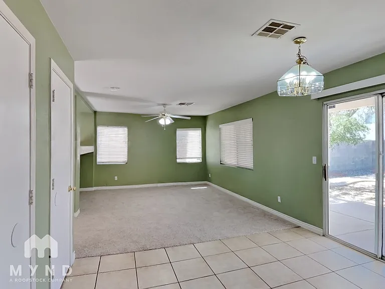 695 Emerald City Ave — Photo 5