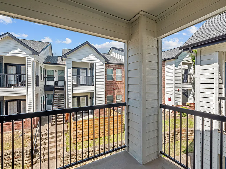 Larkin Apartment Homes — Photo 54