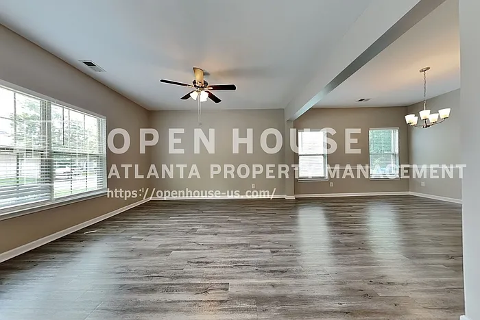 3947 Rosebud Park Dr — Photo 3