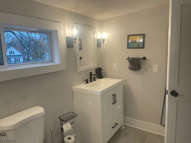 528 Pierson St #2 — Photo 15