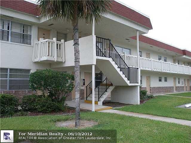1st image of 4165 SW 67th Ave APT 208