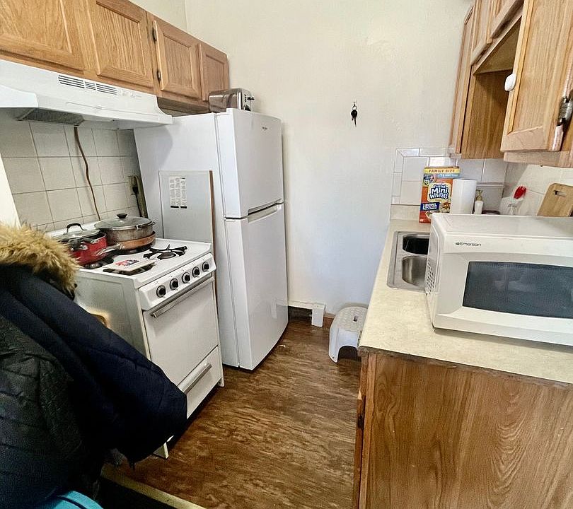 1653 S. 77th St. Apartment Rentals West Allis, WI Zillow